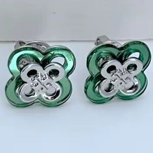 TORY BURCH STACKED GREEN + SILVER LOGO KIRA CLOVER STUD EARRINGS